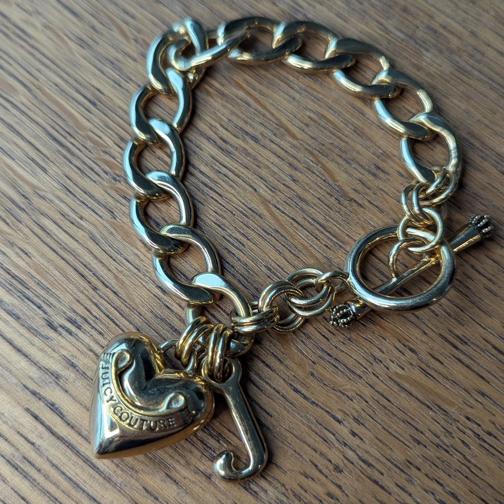 Gold Heart Charm Bracelet